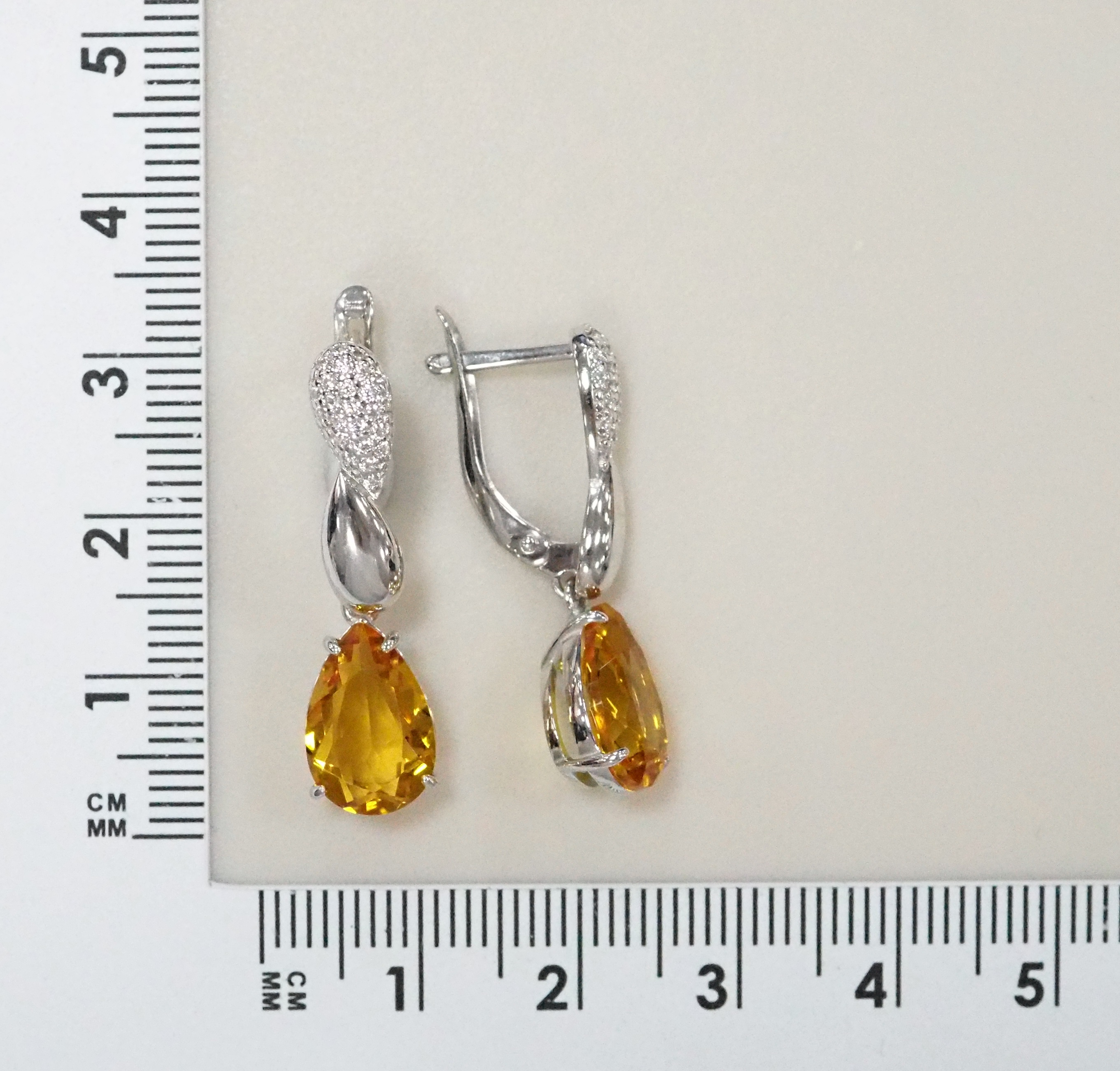 Серебряные серьги с цитринами